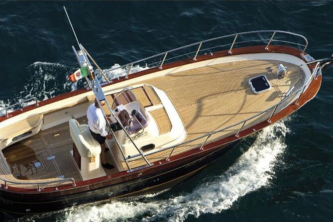 Private Boat Tour from Positano to the Amalfi Coast with Drinks - Two hours in Amalfi town