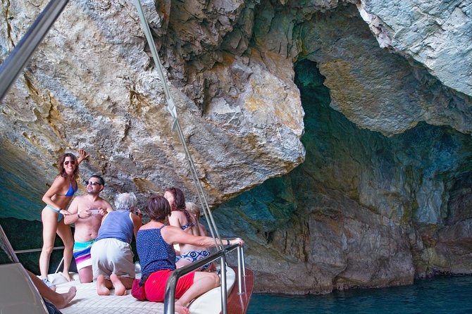 Private Boat Tour from Sorrento to Capri on a Classic Gozzo 8.50 - What the $1,927.66 group price really means