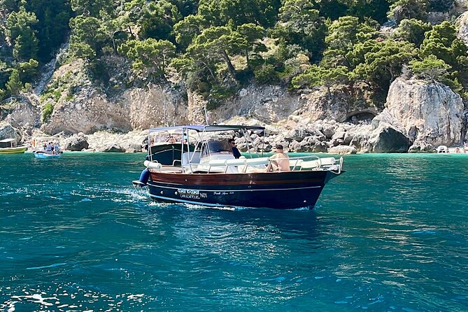 Private Boat Tour of Capri Island - What the boat setup adds