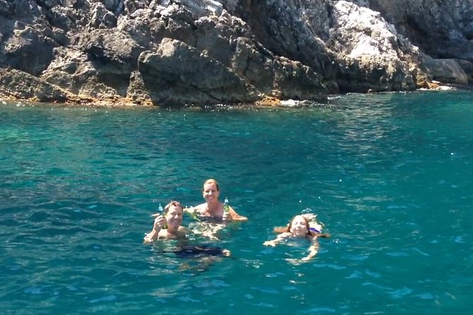 Private boat tour of Capri (relaxation tour three hours) - The Lighthouse and English Forts