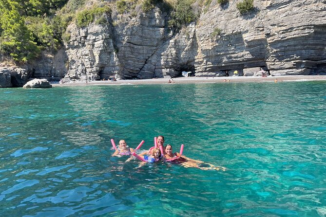 Private boat tour of the Amalfi Coast from Sorrento - Leaving Sorrento and Reaching Li Galli