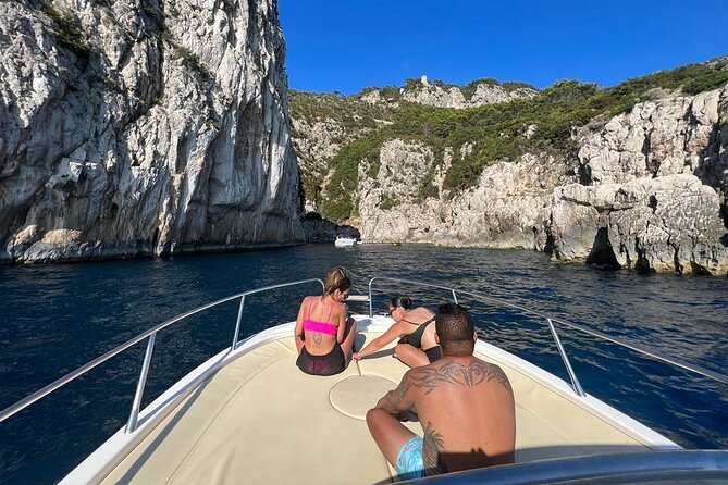 Private Boat Tour to Capri's Hidden Gems with Local Skipper - Marina Piccola, the Sailors’ Cave, and the Faraglioni