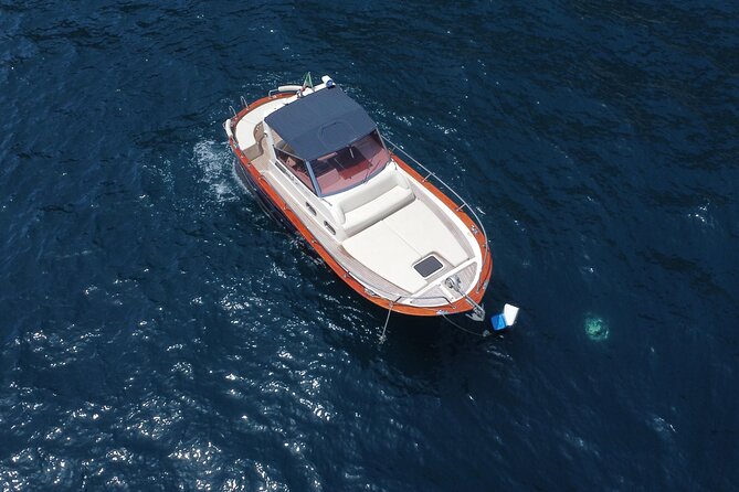 Private Boat Tour to discover Capri - Why a private Capri boat day works so well