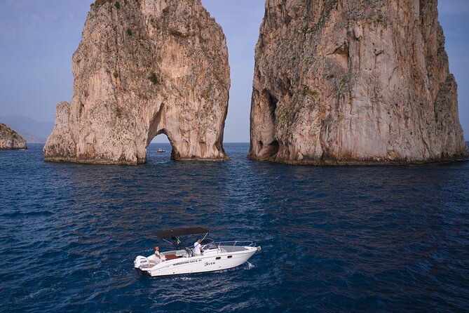 Private Boat Tour with Saver 7.50 WA - Swimming, snorkeling, and drinks on board