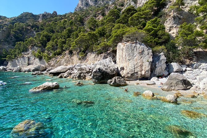 Private boat trip to Capri - Marina Piccola and the Cave of the Sailors