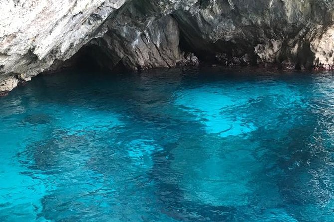 Private Capri Boat Tour - Top Seller - Sea caves and the natural arch