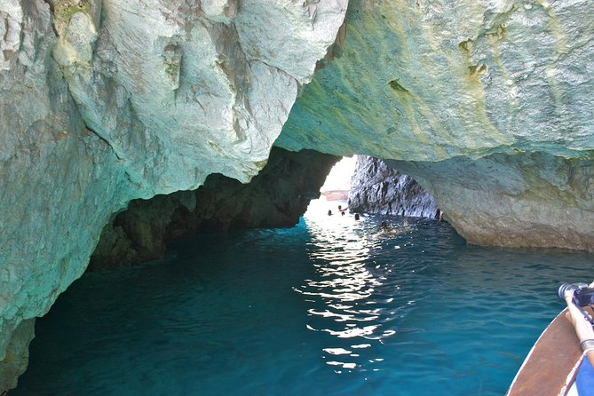 PRIVATE CAPRI ISLAND & BLUE GROTTO Full Day boat tour. - Grotta Verde and Punta Carena