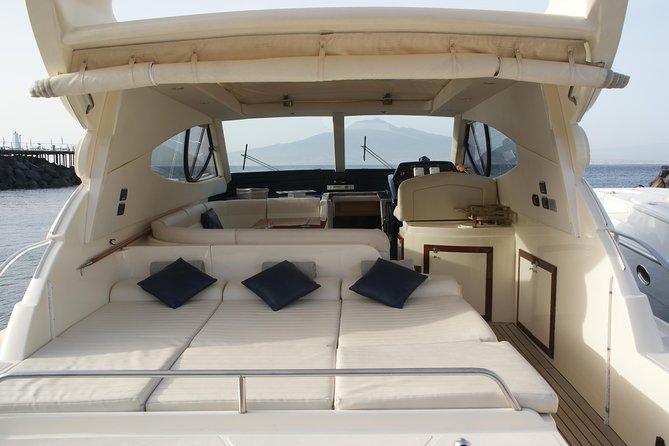 Private Cruise around Capri - yacht 50' - Why a private Capri boat day can be worth it