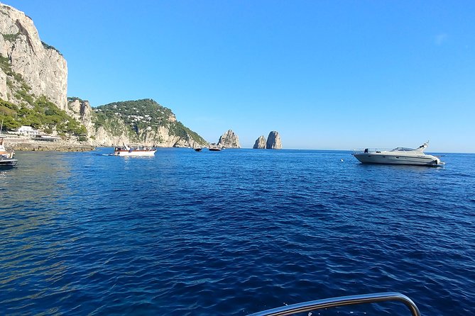 Private Cruise to Capri and Amalfi coast from Sorrento or Capri - yacht 40' - What the crew adds to the experience