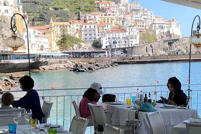 Private day tour on the Amalfi Coast - 4 to 6 pax - Price and group value at $578.30 per person