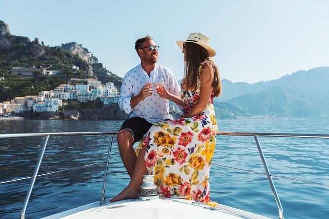 Private Full-Day Guided Boat Tour at the Amalfi Coast - Prosecco, snacks, and the missing lunch