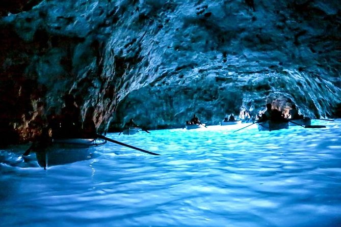 Private Guided Tour Of Capri - Sorrento & Pompeii - Capri in three and a half hours