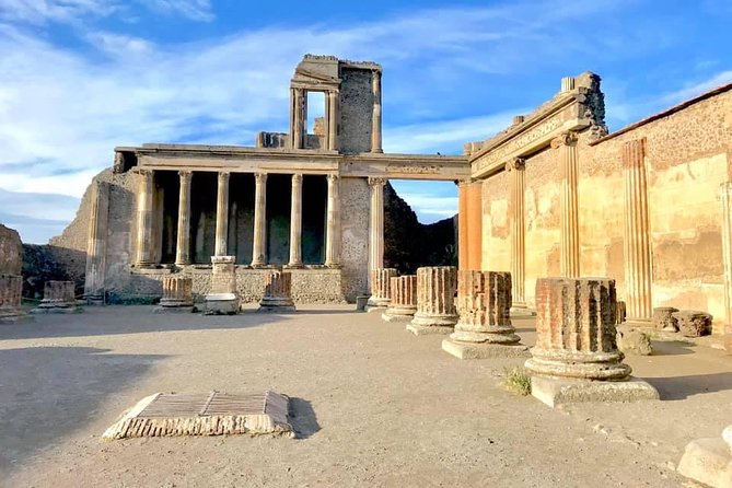 Private Guided Tour of Pompeii and Herculaneum - Why seeing Pompeii and Herculaneum together matters