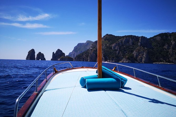 Private Island of Capri by Boat - The Green Grotto and Red Grotto