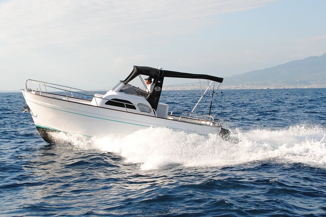 Private Scenic Boat Tour from Sorrento to Positano and Amalfi - One hour among Positano’s steep streets