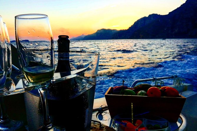 Private sunset boat tour on the Amalfi Coast and aperitif - Praiano, Positano, and the final sunset