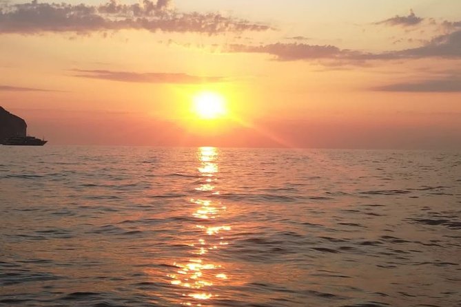 Private Sunset Cruise with Prosecco Onboard - Is $544.22 Good Value for Four People?