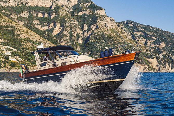 Private Tour Capri & Positano from Sorrento -Gozzo Apreamare 10 - Seven hours of scenery, with a few timing limits