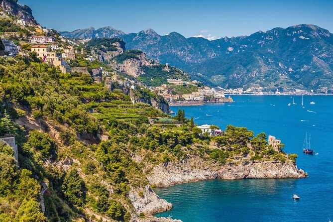 Private Tour of Pompeii and the Amalfi Coast from Sorrento or Naples - One day from Naples or Sorrento