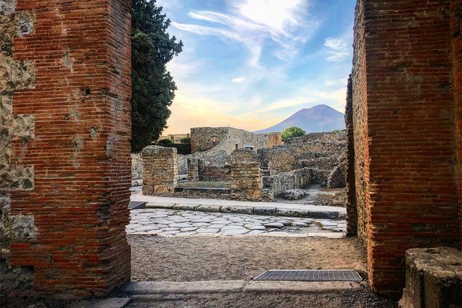 Private Tour of Pompeii with Skip-the-Line Access - The two-hour route and what you will take away