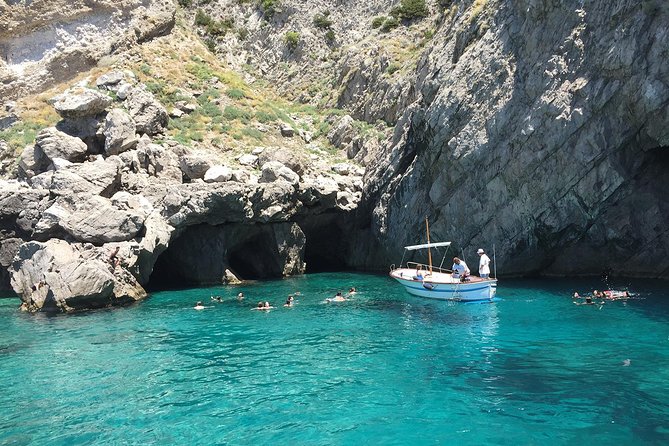 Private Tour: Sorrento to Capri Cruise - Choosing the right boat from Sorrento