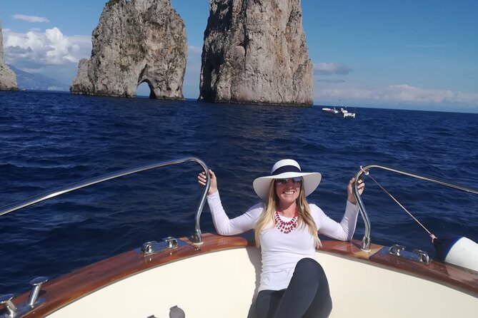Private tour with fishing, tour of Capri and lunch on board - Green Grotto and Saints Grotto