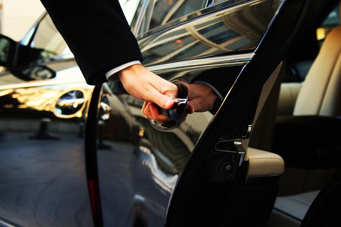 Private Transfer: From Amalfi (hotel) to Naples (hotel-airport-train station) - Leaving Amalfi by hotel pickup