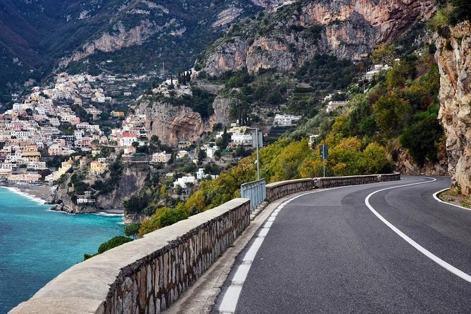 Private Transfer From Positano Hotels to Naples - Timing matters more than the advertised range