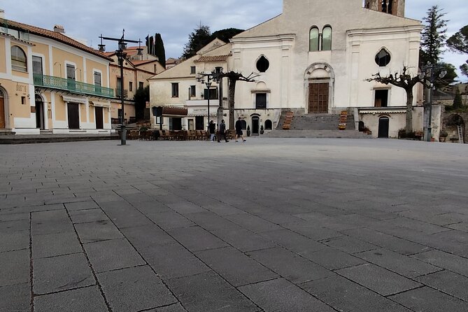 Private Transfer from Sorrento to Naples - The drive from Sorrento toward Naples