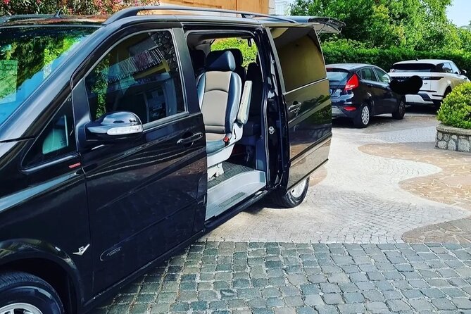 Private Transfer Sorrento Peninsula - Naples - Timing, advance booking, and the cancellation concern