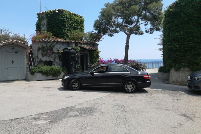 Private Transfer: Sorrento to Naples Hotel, Airport,Train Station - Pickup in Sorrento, without the luggage shuffle