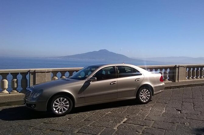Private Transfer with driver from Naples to Sorrento - Meeting your driver in Naples