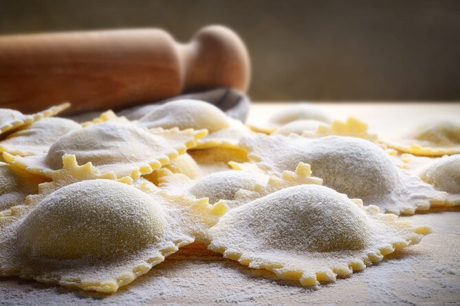 Ravioli & Tagliatelle Cooking Class at a Local's Home in Positano - Making ravioli by hand