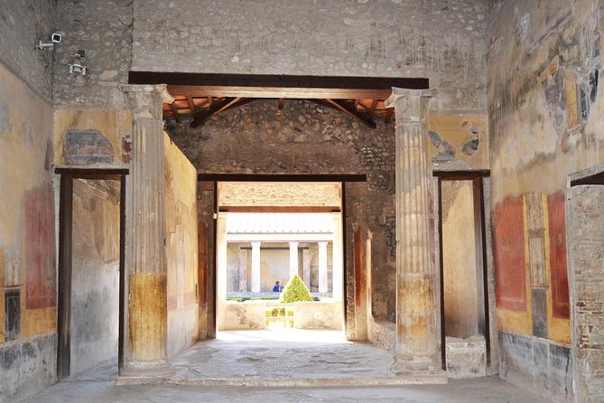 Rome to Pompeii Tour for Kids & Families w Hotel Pickup & Skip-the-Line Tickets - Private homes, mosaics, frescoes, and the theater