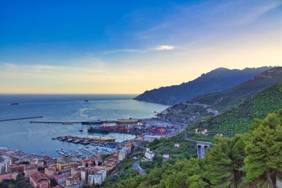 Salerno: Private custom tour with a local guide - Why a private Salerno walk can make sense
