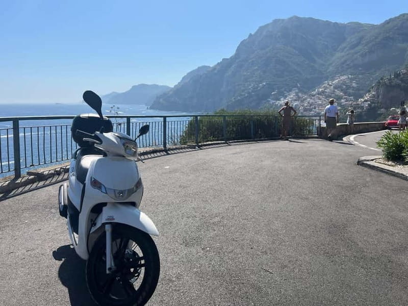 Salerno: Scooter Rental to travel the Amalfi Coast - Maiori and Minori offer room for a beach break