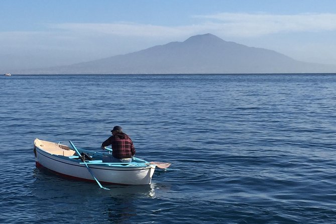 Secrets Walks of Sorrento with a Local - Sedile Dominova and the old noble families