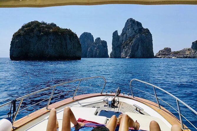 Selfie at Faraglioni, Water Taxi, Transfers in Capri! - Getting to the departure point