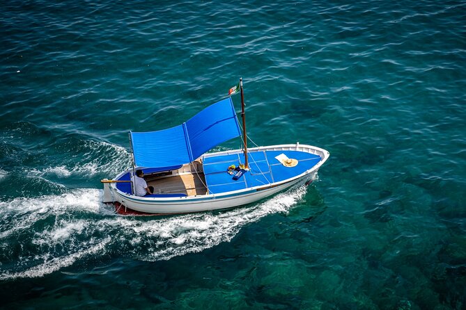 Simply Amalfi Coast Private Boat Tour con Giovanni - Praiano and the first swim