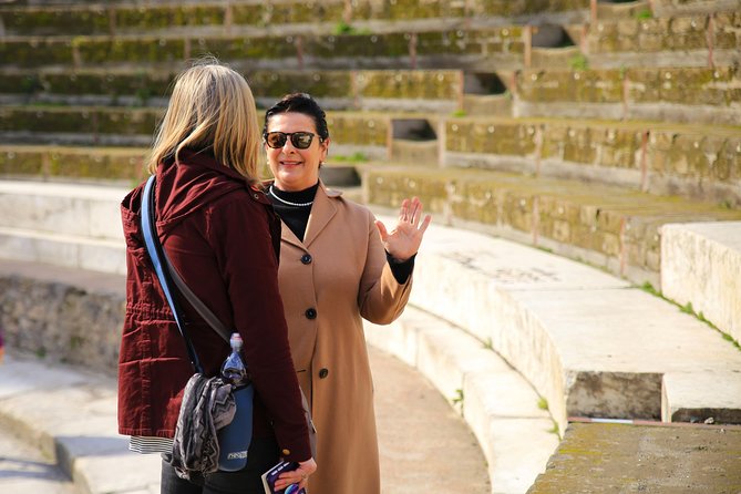 Skip the Line Guided Tour of Pompeii led by an Archaeologist - Reaching the Forum of Pompeii