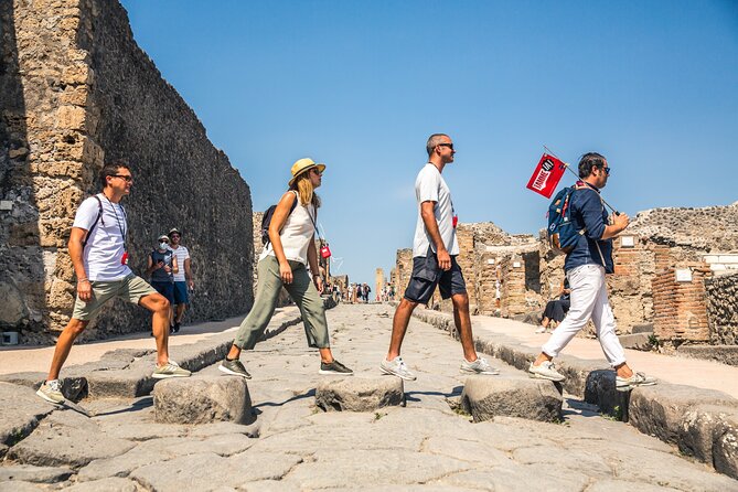 Skip the Line Pompeii Guided Tour from Sorrento - Leaving Sorrento by air-conditioned bus