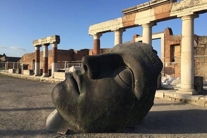 Skip the line Private tour of Pompeii from Sorrento - Teatro Grande and the Lupanare