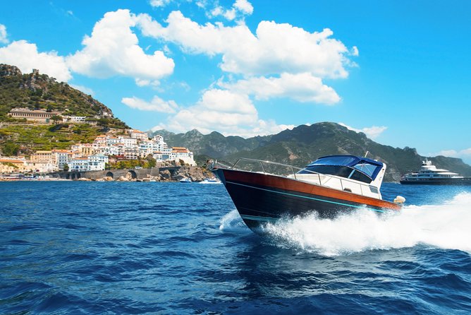 Small Group Boat Tour: Day Cruise from Sorrento to Capri - The ride back to Sorrento