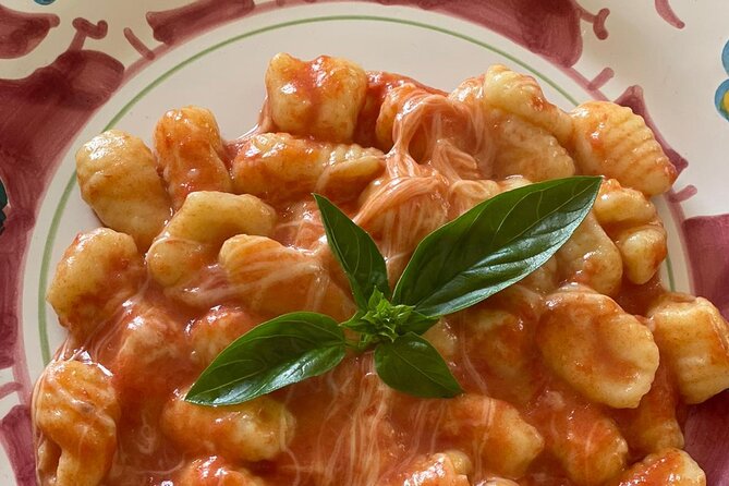 Small-Group Cooking Class in Positano: Gnocchi, Tiramisù & Drinks - Family stories, wine, and the meal around the table