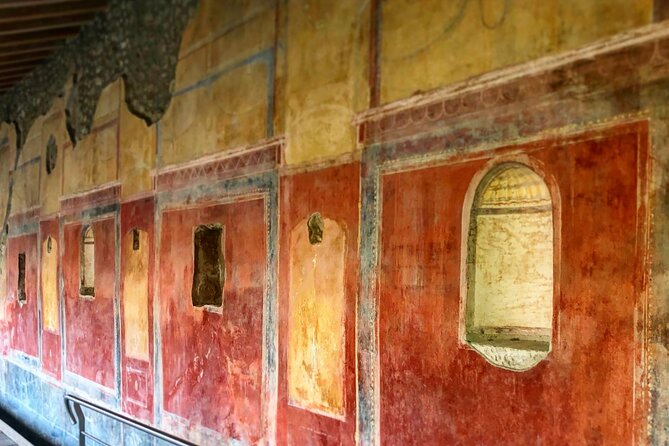 Small Group Guided Pompeii Tour from Positano - Who should book this Pompeii tour?