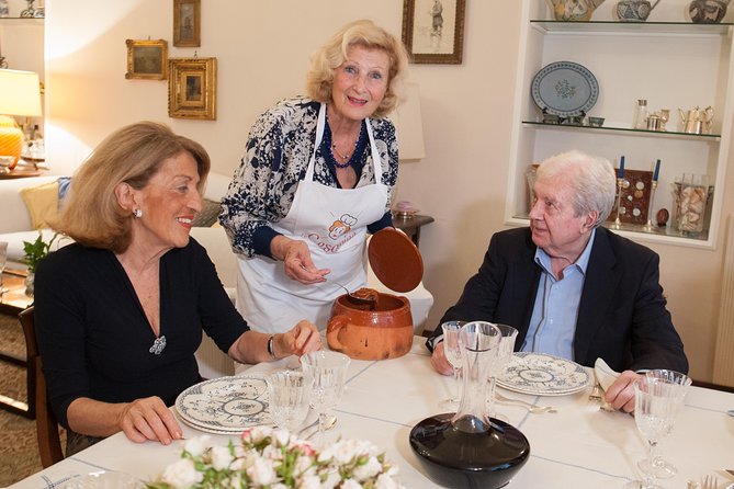 Small Group Market tour&Dining Experience at Cesarina's home in Vietri sul Mare - Cooking typical Italian dishes with Silvia and Angela