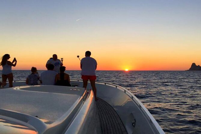 Small Group Tour in Positano by Boat at Sunset with Prosecco - The Small Group Difference