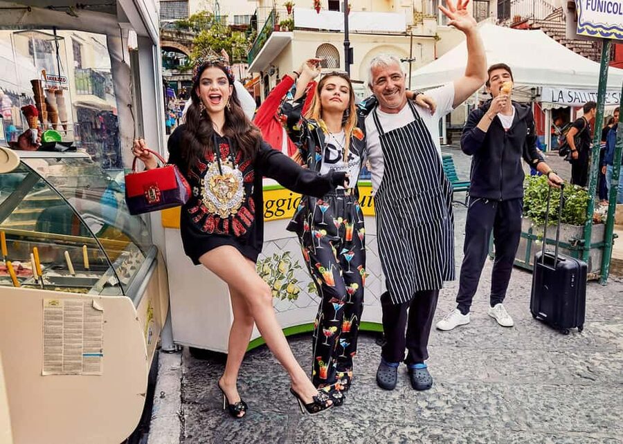 Sorrento: Art & Food Tour with Tastings - Starting in Piazza Tasso and leaving the main street
