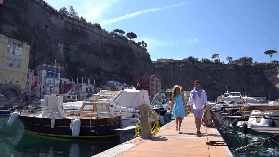 Sorrento: Art & Food Tour with Tastings - A tasting table built around lemons