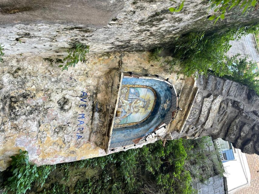 Sorrento: Art & Food Tour with Tastings - Pesto, truffles, olive oil, and savory flavors